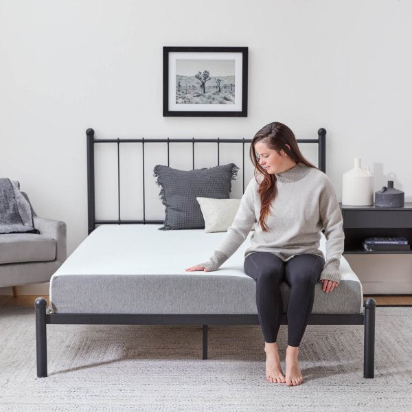 Malouf - Plush 8-in Cooling Gel Memory Foam Queen Mattress.