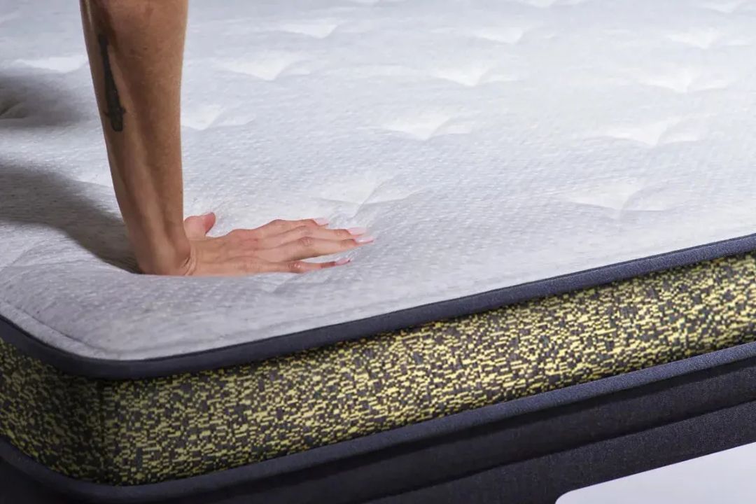 Say Goodbye to Sleep Disruptions with Helix Mattress Motion Absorption Technology.